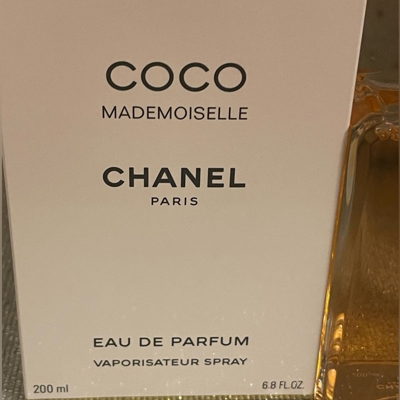 Chanel Coco Mademoiselle Fragrance - Picture 3 of 7